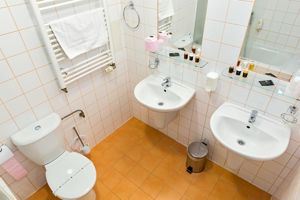 Hotel Rieger Garni Jicin Luaran gambar